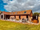 1 Bedroom Romantic Barn with Private Hot Tub near Crewkerne in Somerset, England